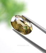 Loose oval cut zircon stone 9 ct – brilliant brownish green gemstone for handmade rings and artisan jewelers in Canada